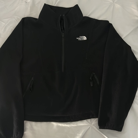 north face quarter zip - Picture 2 of 3